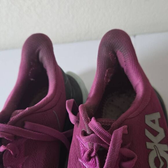 Hoka One One Women's Mach 4 Athletic Running Sneakers Shoes Fuchsia Black Size 8 - Picture 3 of 8